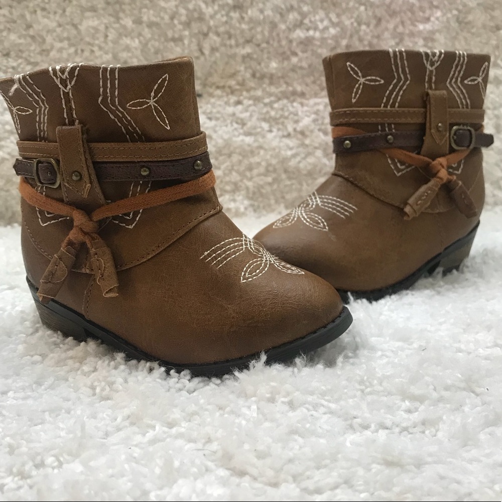 Brown Booties ( Toddler )